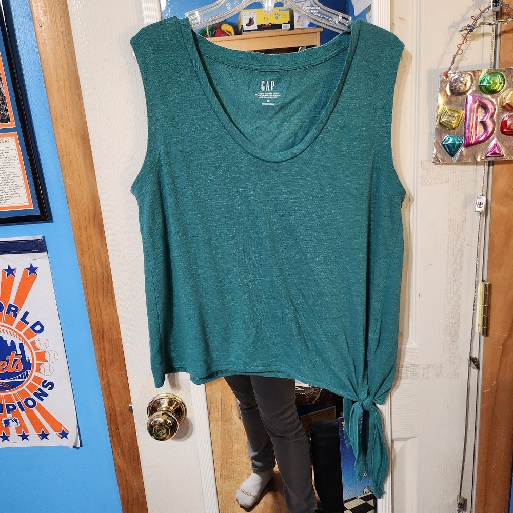 Gap Linen Blend Tie-Side Tank
